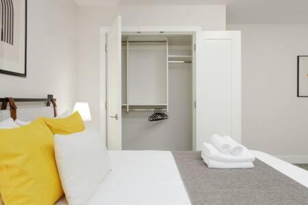 Bright New 1 Bedroom Private Secondary Basement Suite North Vancouver Exterior foto