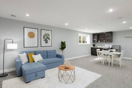 Bright New 1 Bedroom Private Secondary Basement Suite North Vancouver Exterior foto